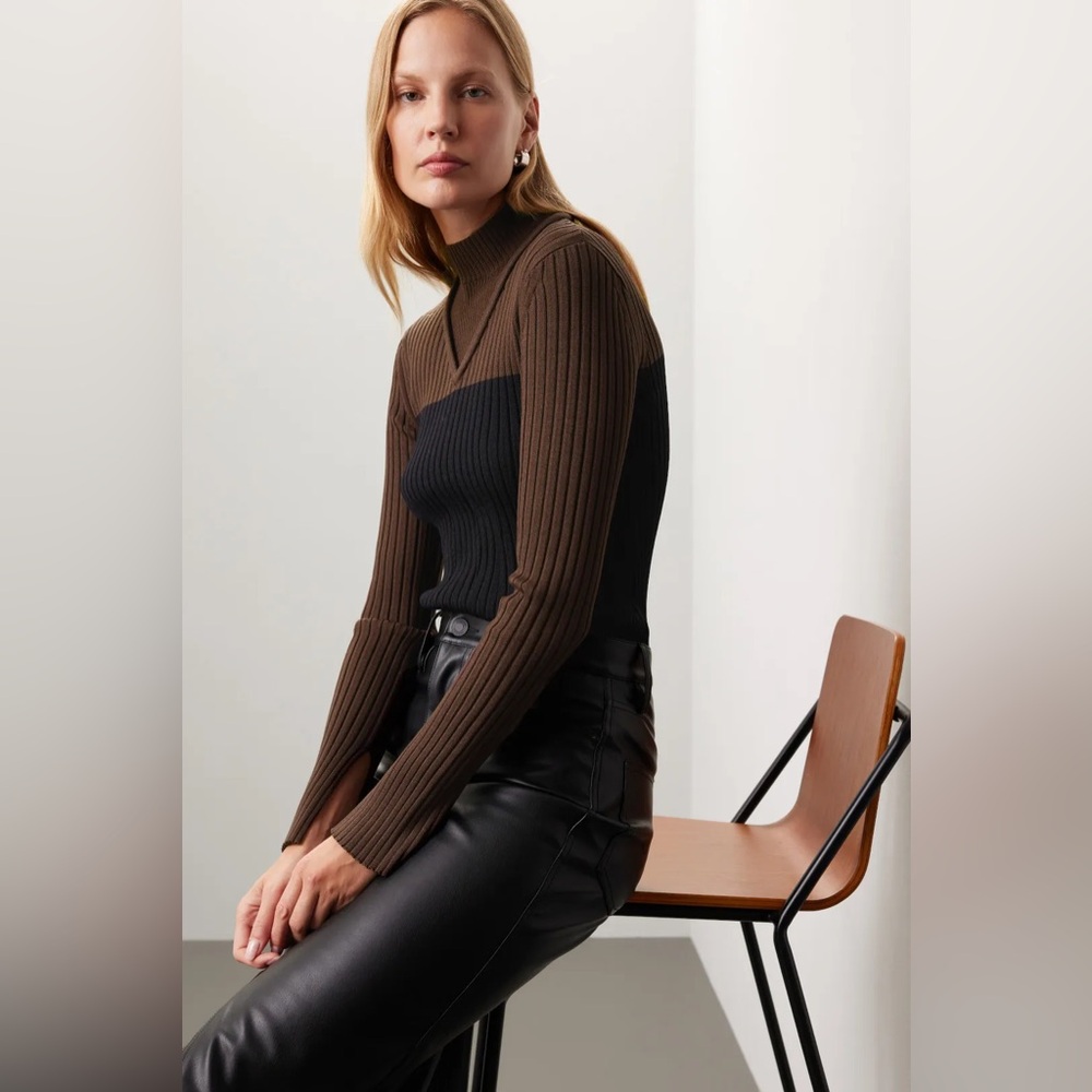 Marina Moscone Knit Top in Size XS